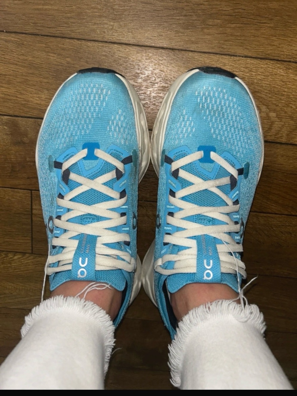 On Running Women's Light Blue Lace-Up Sneakers